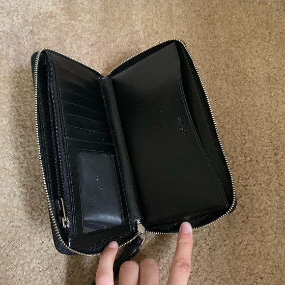 Coach wallet - Picture 2 of 2